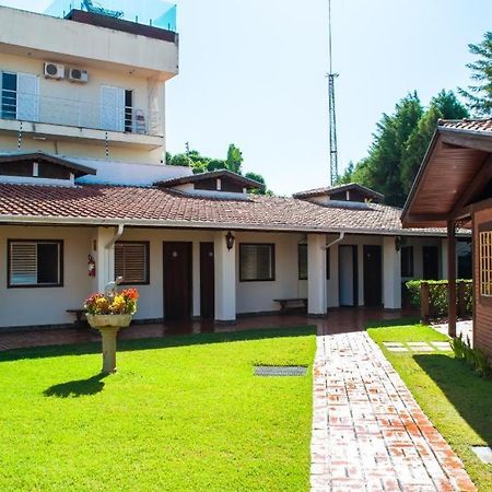 Galeria Hotel Pousada Jaguariúna Екстериор снимка
